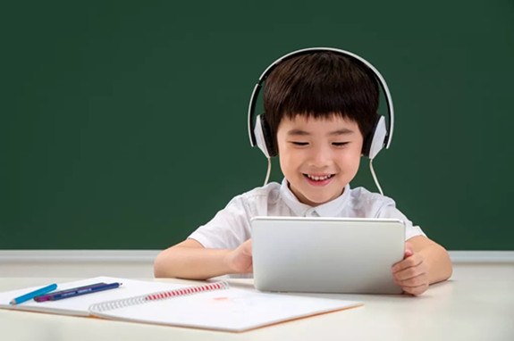 在线教育平台四大优势，助力孩子快乐学习！